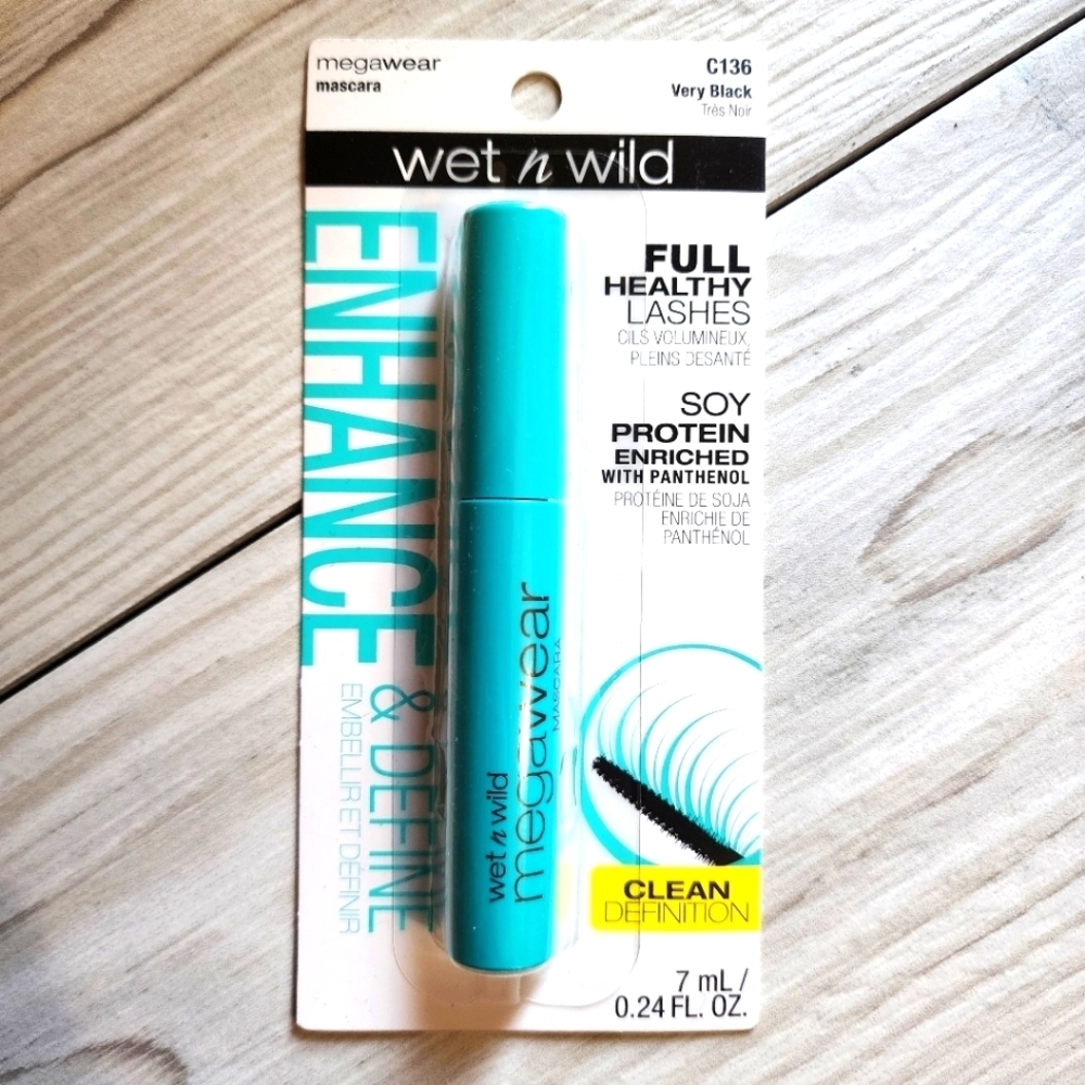 Wet n wild mascara Very Black NWT